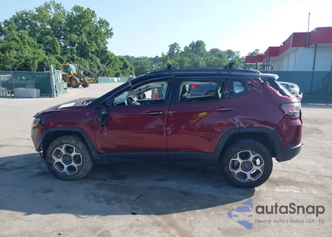 2022 Jeep Compass Trailhawk 4X4 from USA, damaged, VIN 3C4NJDDB0NT162369